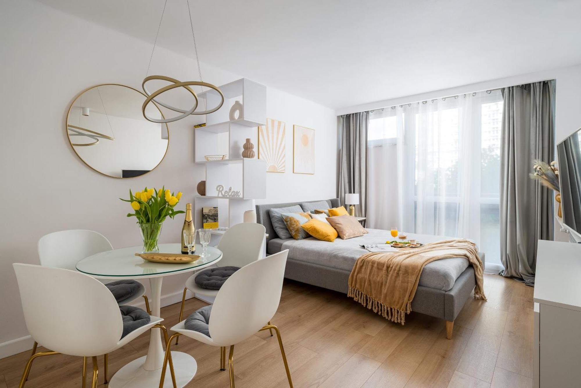 Gold Premium 950 M To Station Parking Apartament